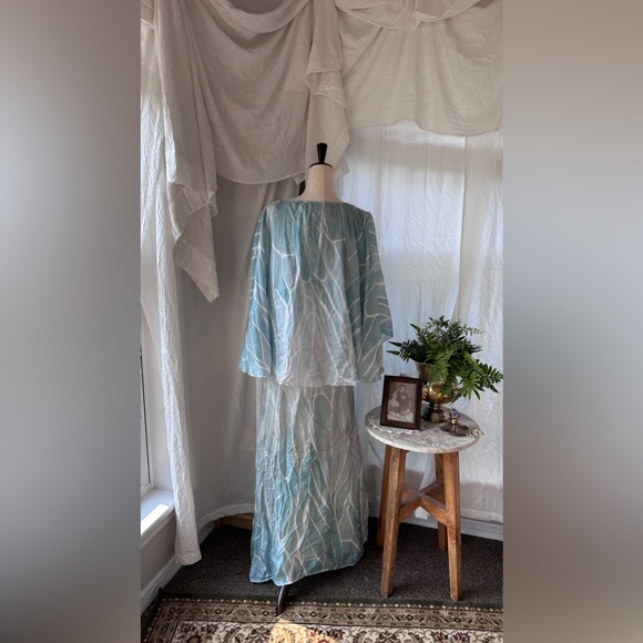 Nour & The Merchant Fairycore Flowy Powder Blue Butterfly Dress - Picture 4 of 10